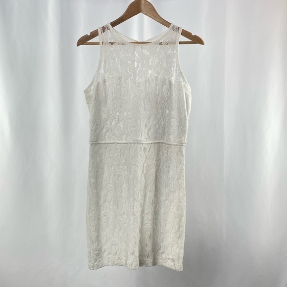 Marina Sleeveless Lace Sheath Dress in White Size 4 - Picture 3 of 6